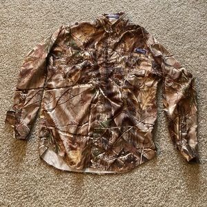 Columbia fishing shirt